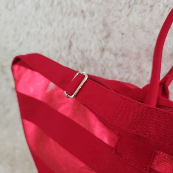 NWT Victoria's Secret Red Striped Signature Canvas Tote Bag Top 25" x 14" Bottom - Picture 5 of 6